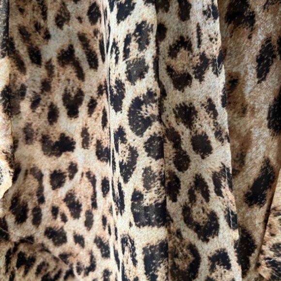 Forever 21 Plus Size ~ Sexy Spaghetti Straps Leopard Print Flowing Top - Picture 7 of 10